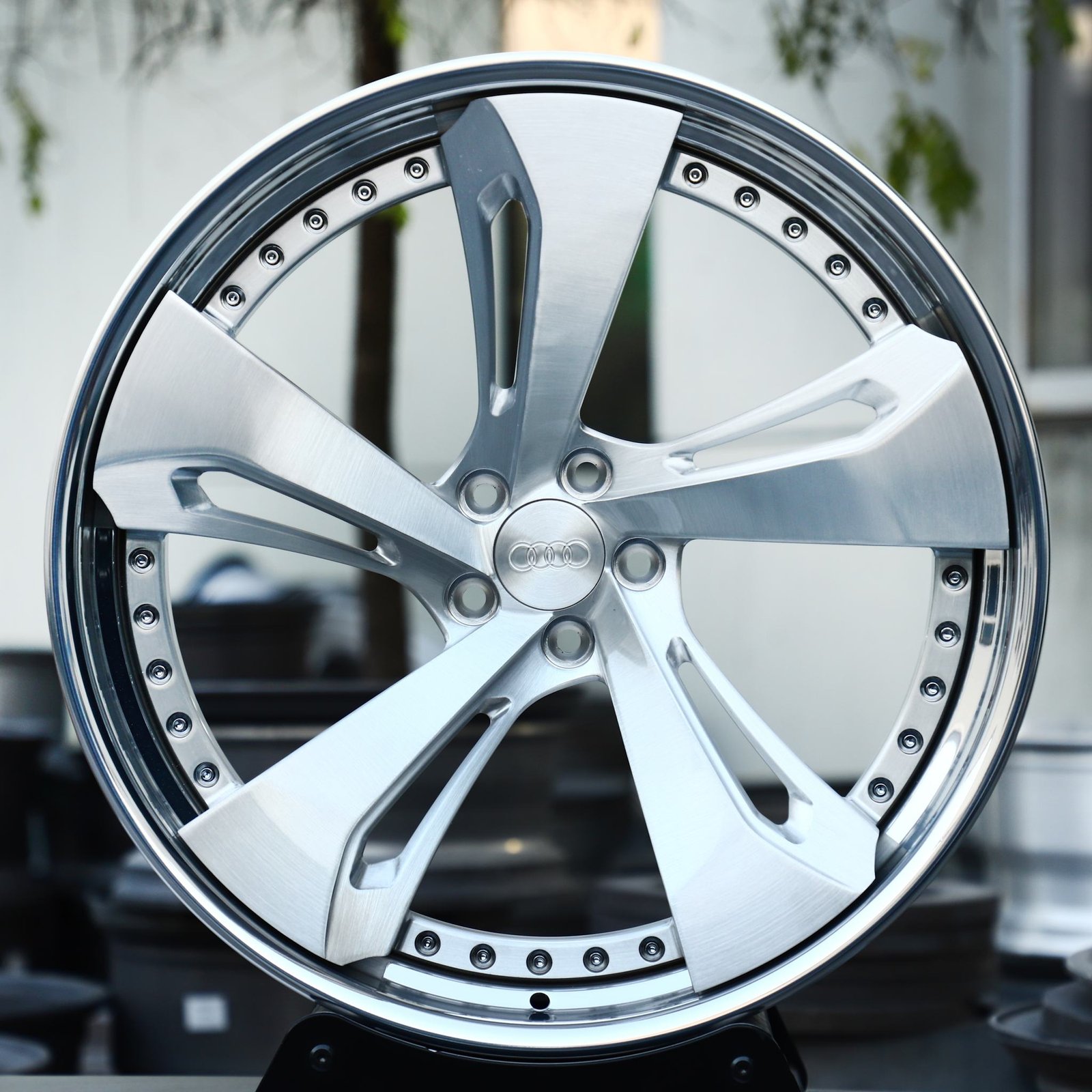 Audi A4 wheels – Brushed Silver Directional 5-Spoke 2-Piece (Audi OEM-Style), front view