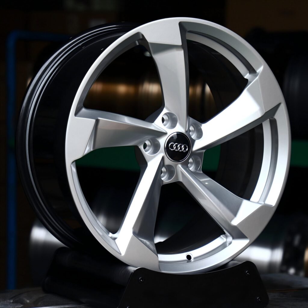 Audi A6 wheels – Hyper Silver 5-Spoke Rotor (Audi OEM-Style), angled view