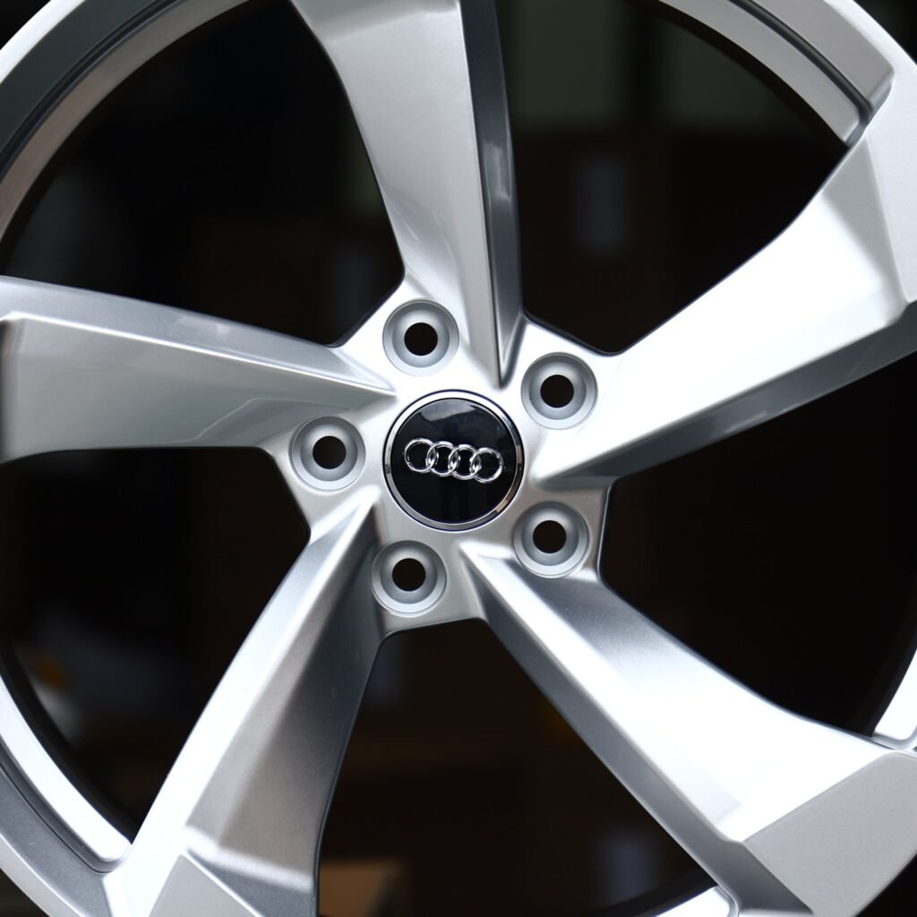 Audi RS3 8Y wheels – Hyper Silver 5-Spoke Rotor (Audi OEM-Style), lip and barrel detail