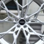 ANK-78677 — спицы крупным планом