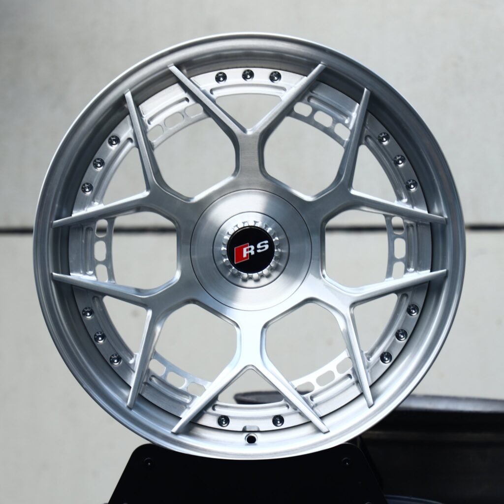 Audi RS5 wheels – Audi RS Style Brushed Silver 10 V-Spoke Deep Dish 2-Piece, front view