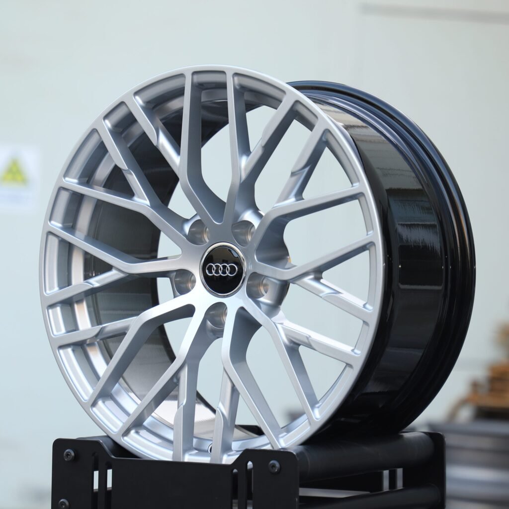 5x112 wheels – Bright Silver 10 Y-Spoke, side view