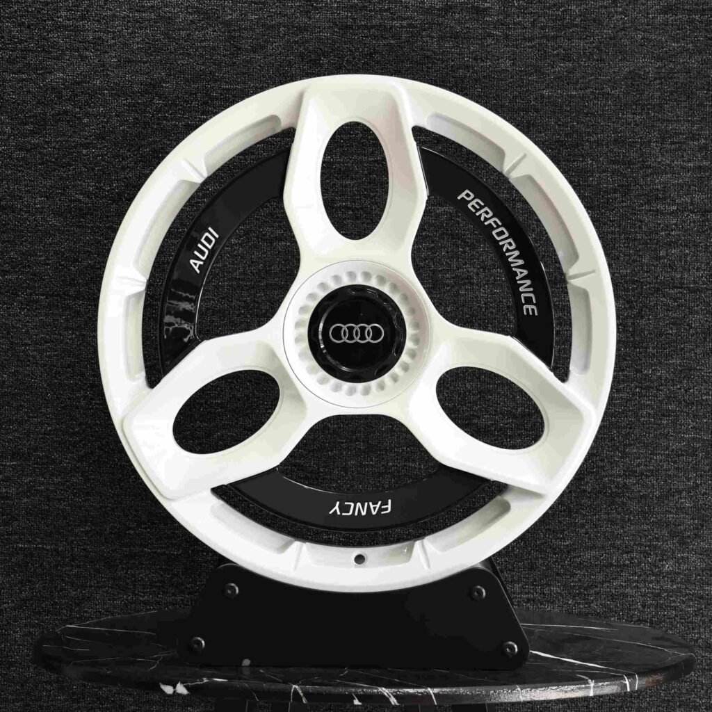 Audi Style Bright Silver Double-Ring Triangular Spoke Center-Lock Center-Lock Forged Wheels - Audi R8 / Audi RS5 Fitment (5-Lug) Center-Lock forged wheel