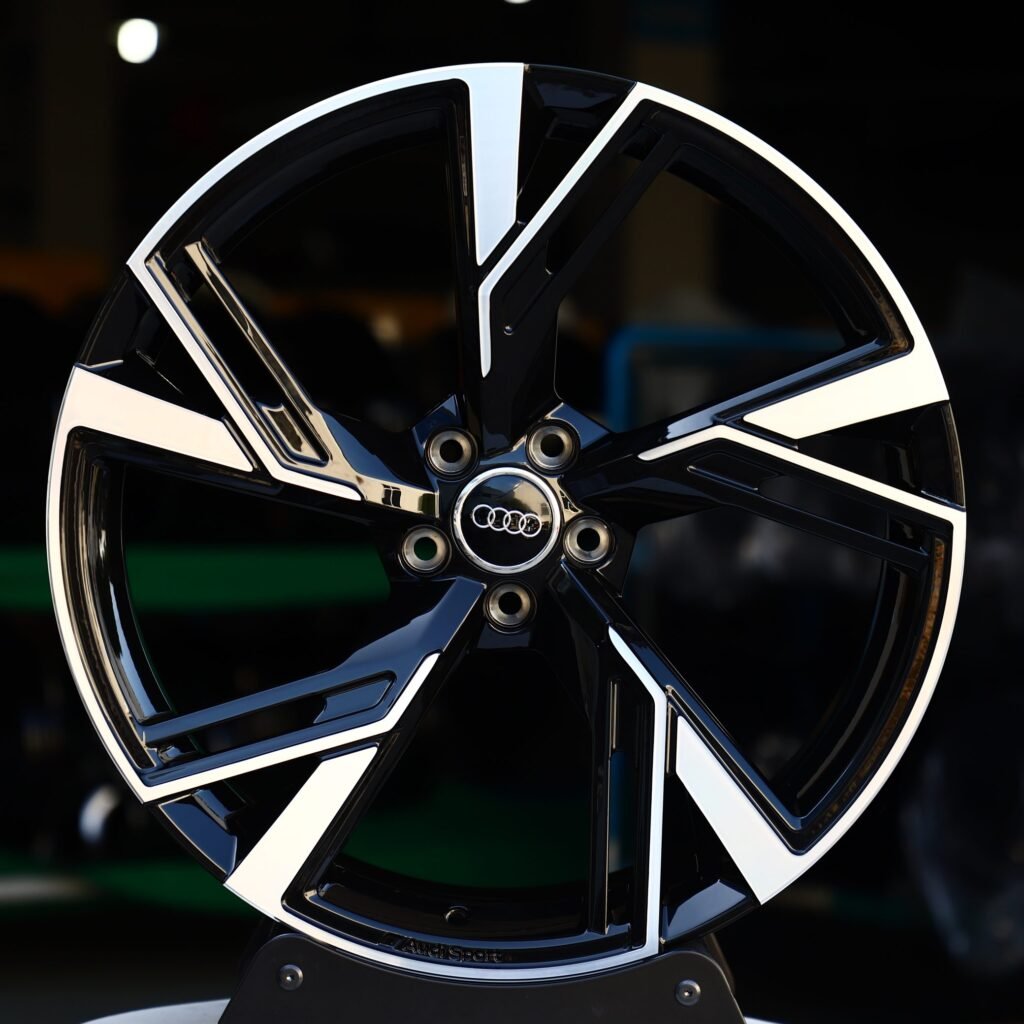 Audi Style Custom Finish Machined Lip Directional Forged Wheels - Audi A6 / Audi A4 Fitment (5-Lug) Monoblock forged wheel