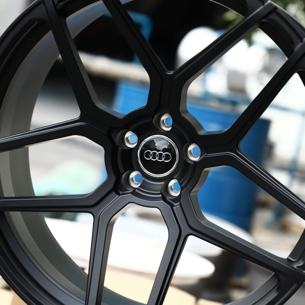 Audi RS3 8Y wheels – Gloss Black 5 Y-Spoke, lip and barrel detail