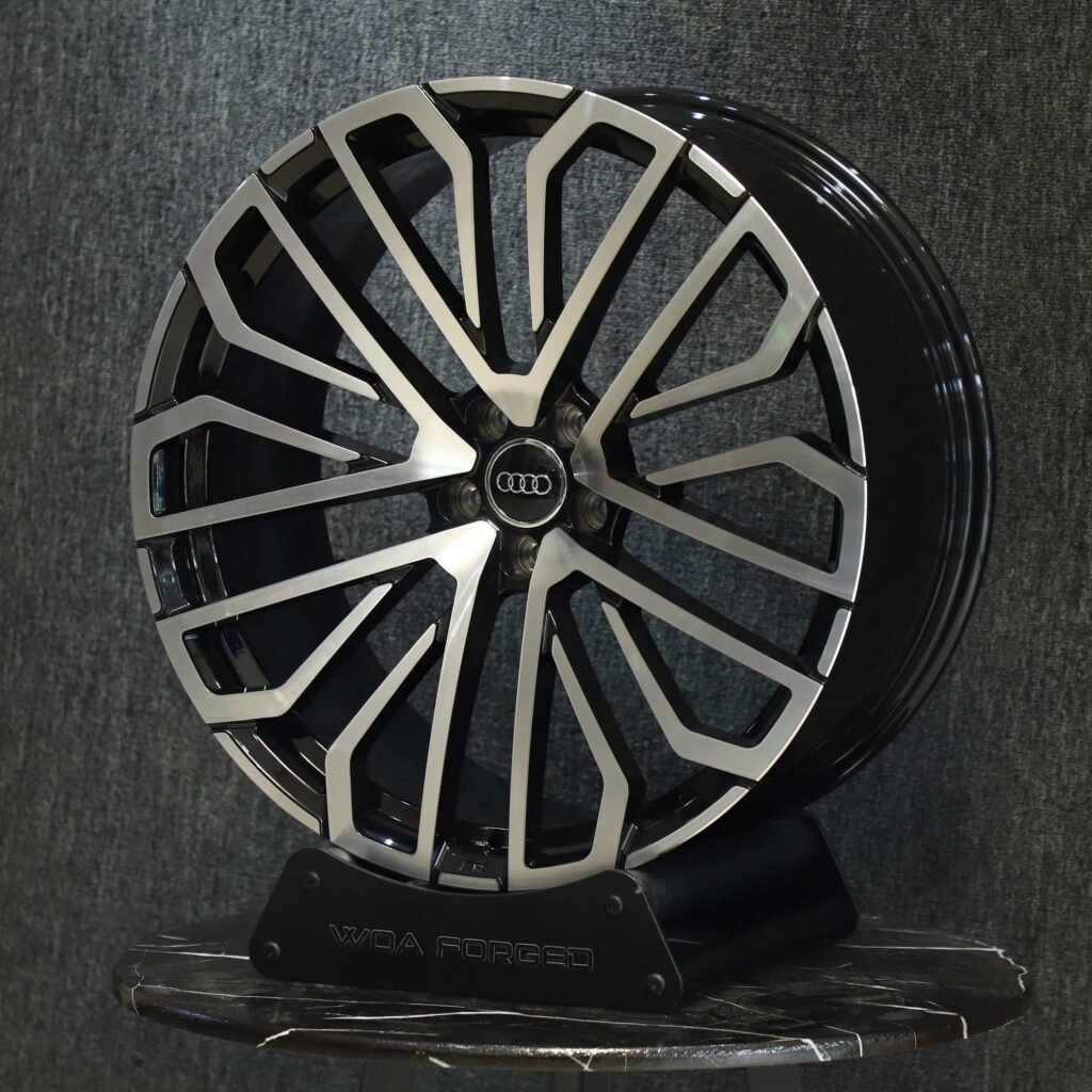 Audi A4 B9 wheels – Gloss Black Split-Spoke Machined Face, lip and barrel detail