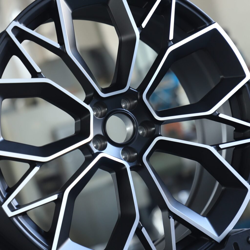 Audi RS3 8Y wheels – Matte Black 5-Spoke Machined Lip, lip and barrel detail
