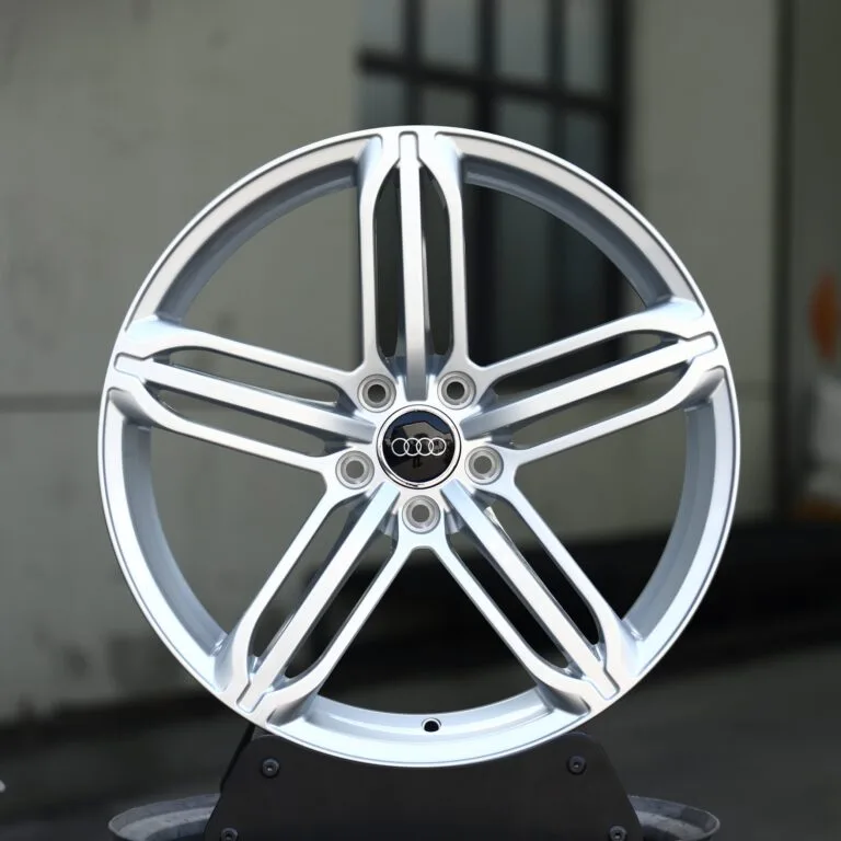 Audi A6 / A4 Forged Wheels – Matte Silver 5-Spoke, front view
