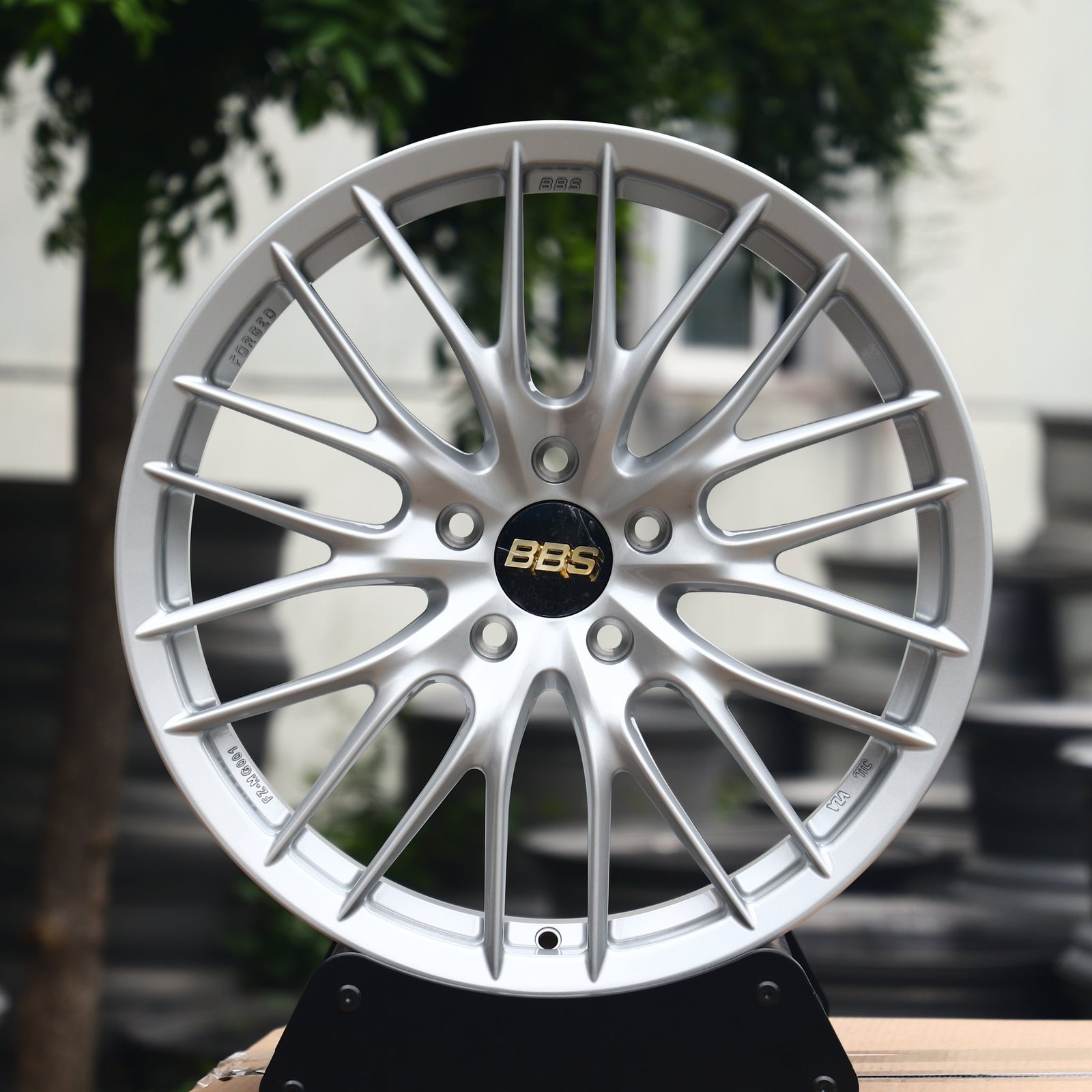 BMW M3 G80 wheels – BBS Bright Silver 10 Y-Spoke, front view