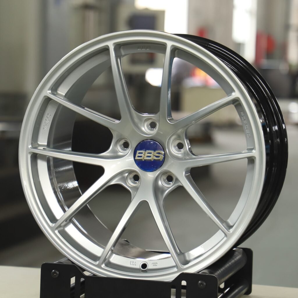 Honda Civic Type R wheels – Bright Silver 5 Y-Spoke (BBS RI-A-Style), angled view
