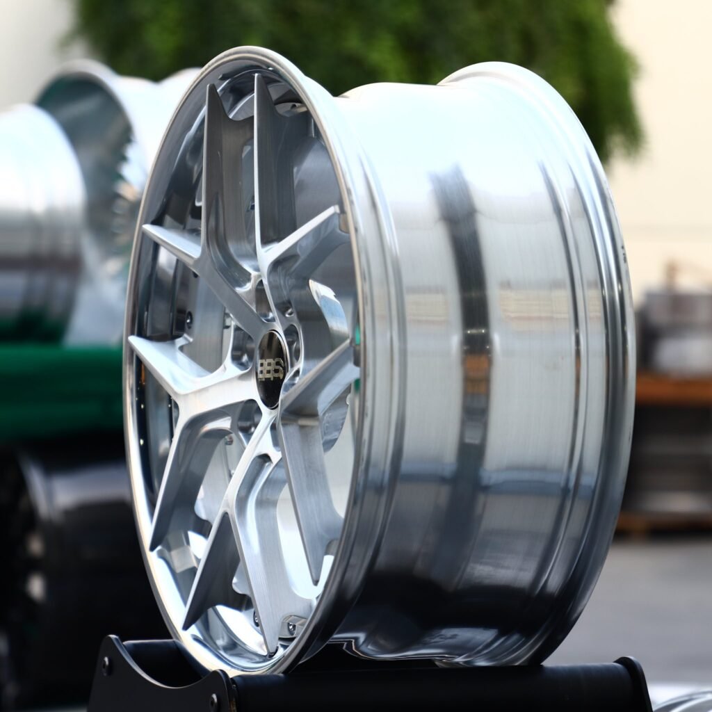5x112 wheels – Brushed Silver 2-Piece 5 Y-Spoke Deep Lip (BBS RI-D-Style), side view