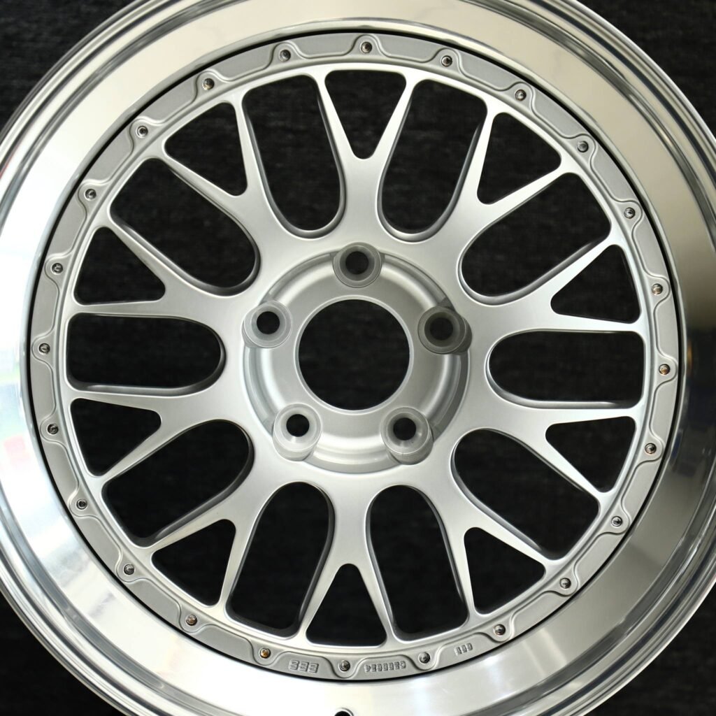 BMW M4 F82 wheels – Custom Finish 2-Piece Deep Lip (BBS LM-Style), lip and barrel detail