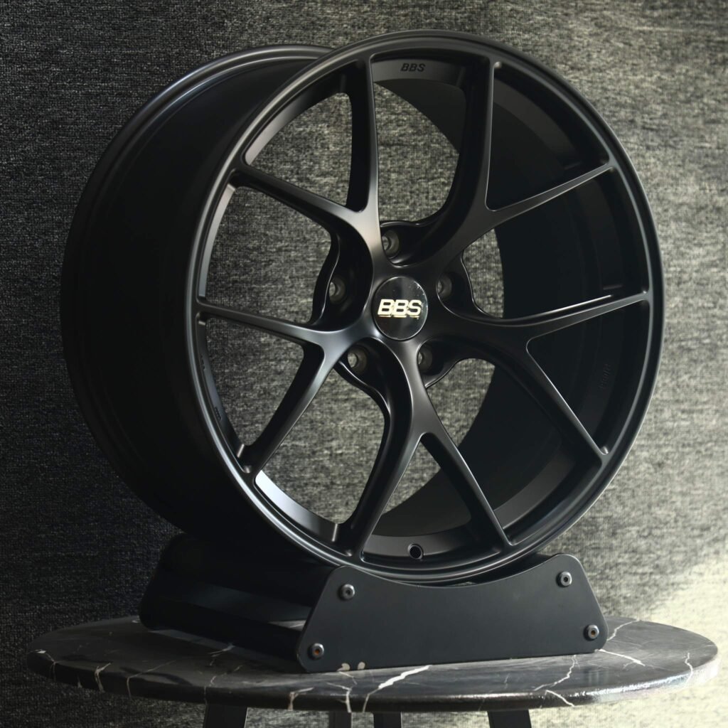 Honda Civic Type R wheels – Custom Finish Magnesium Alloy (BBS RI-D-Style), angled view