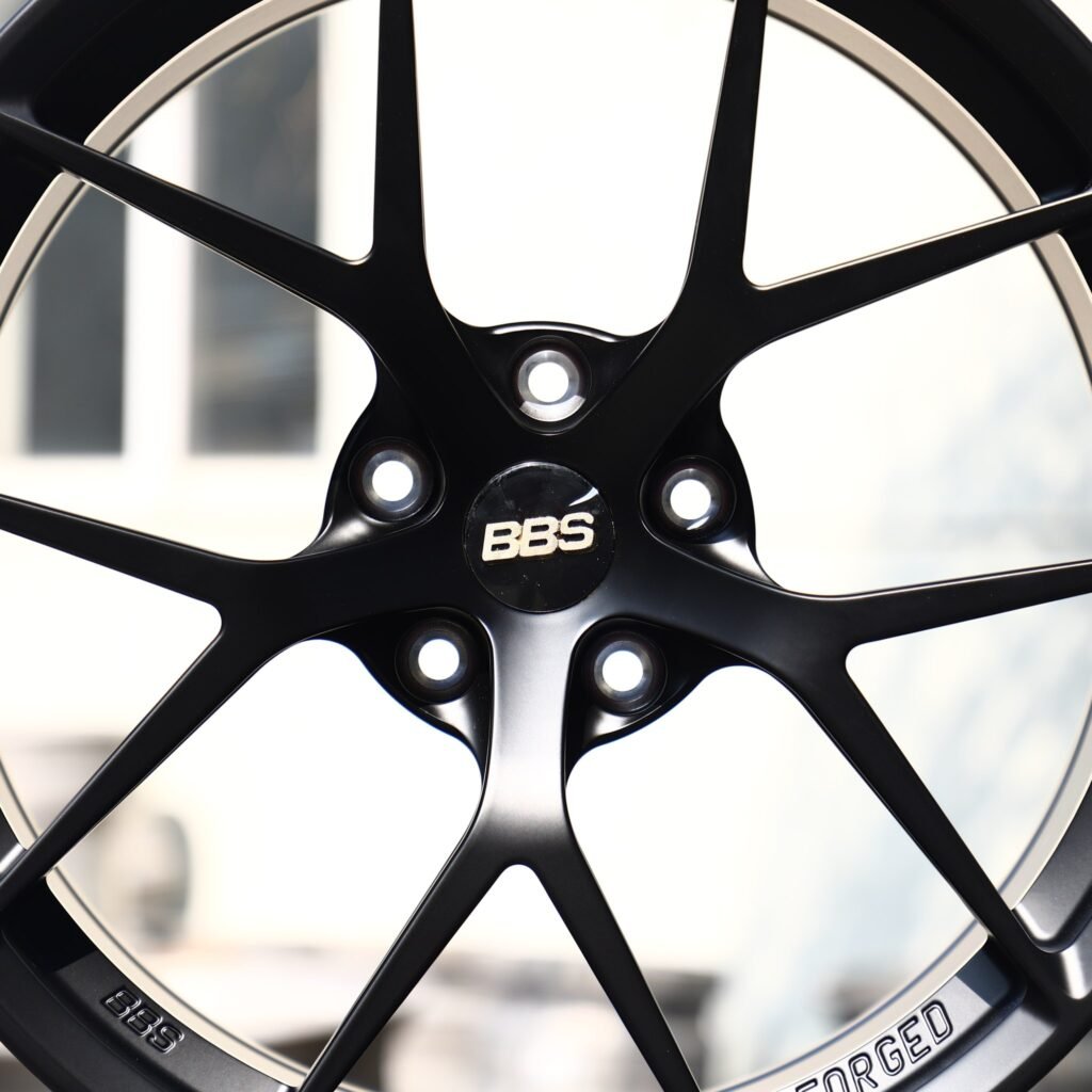BMW M4 F82 wheels – Satin Black 5 Y-Spoke (BBS FI-R-Style), lip and barrel detail