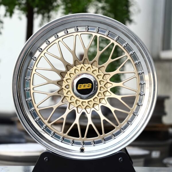 BMW M3 E46 wheels – Gold / Silver Deep Lip (BBS RS-Style), front view