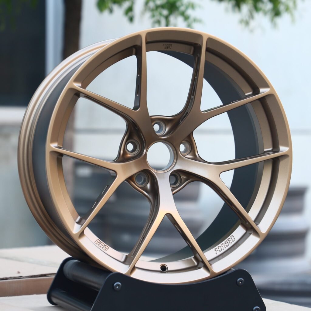 Porsche 911 wheels – Bronze 5 Y-Spoke (BBS LM-Style), angled view