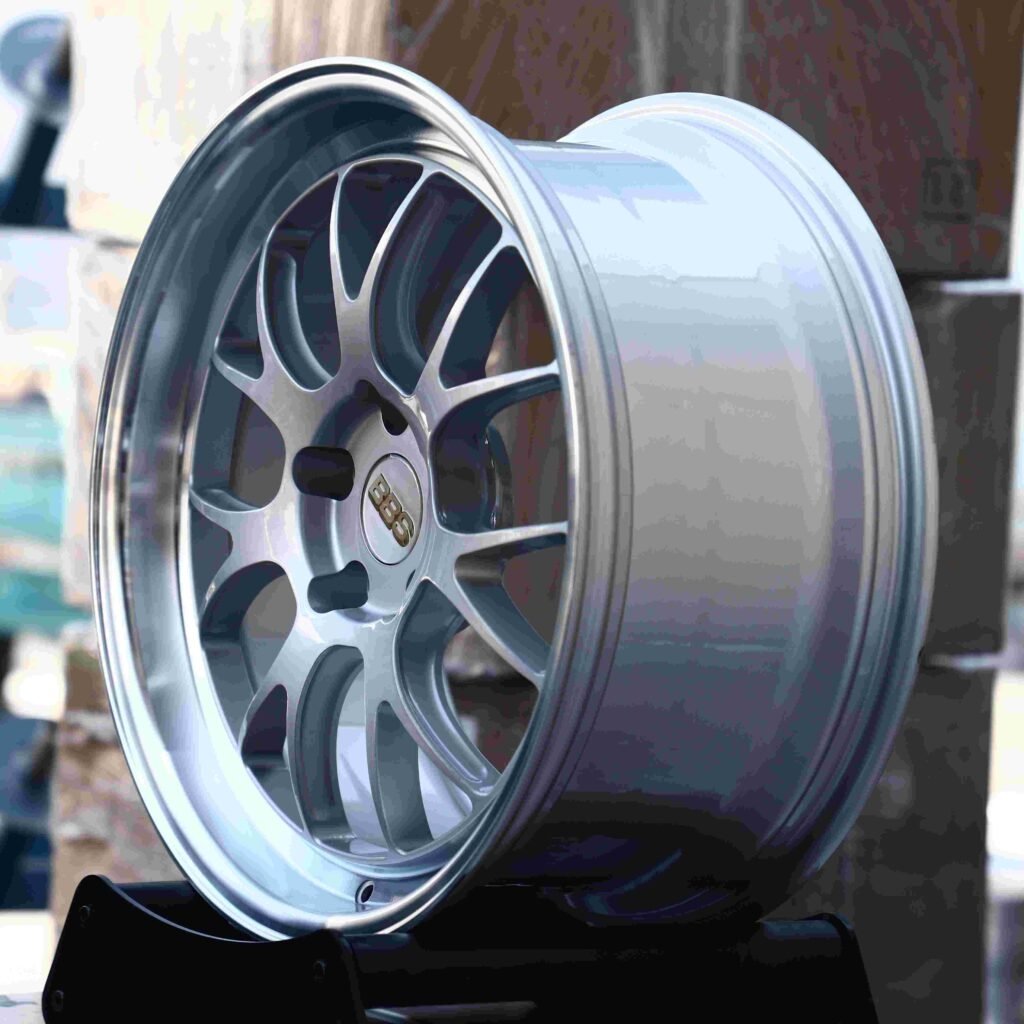 5x120 wheels – Matte Silver Deep Lip (BBS LM-Style), side view