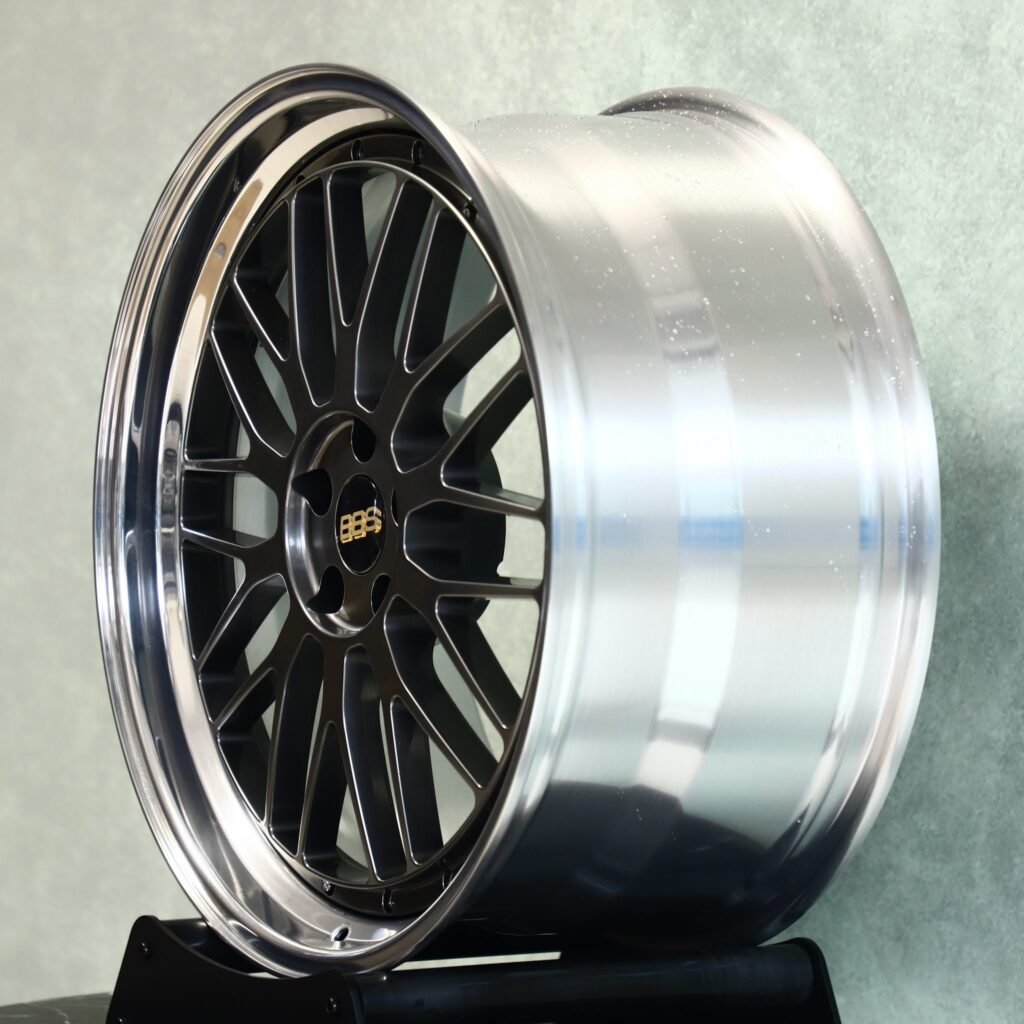 5x130 wheels – Gunmetal Mesh Polished Lip 2-Piece (BBS LM-Style), side view
