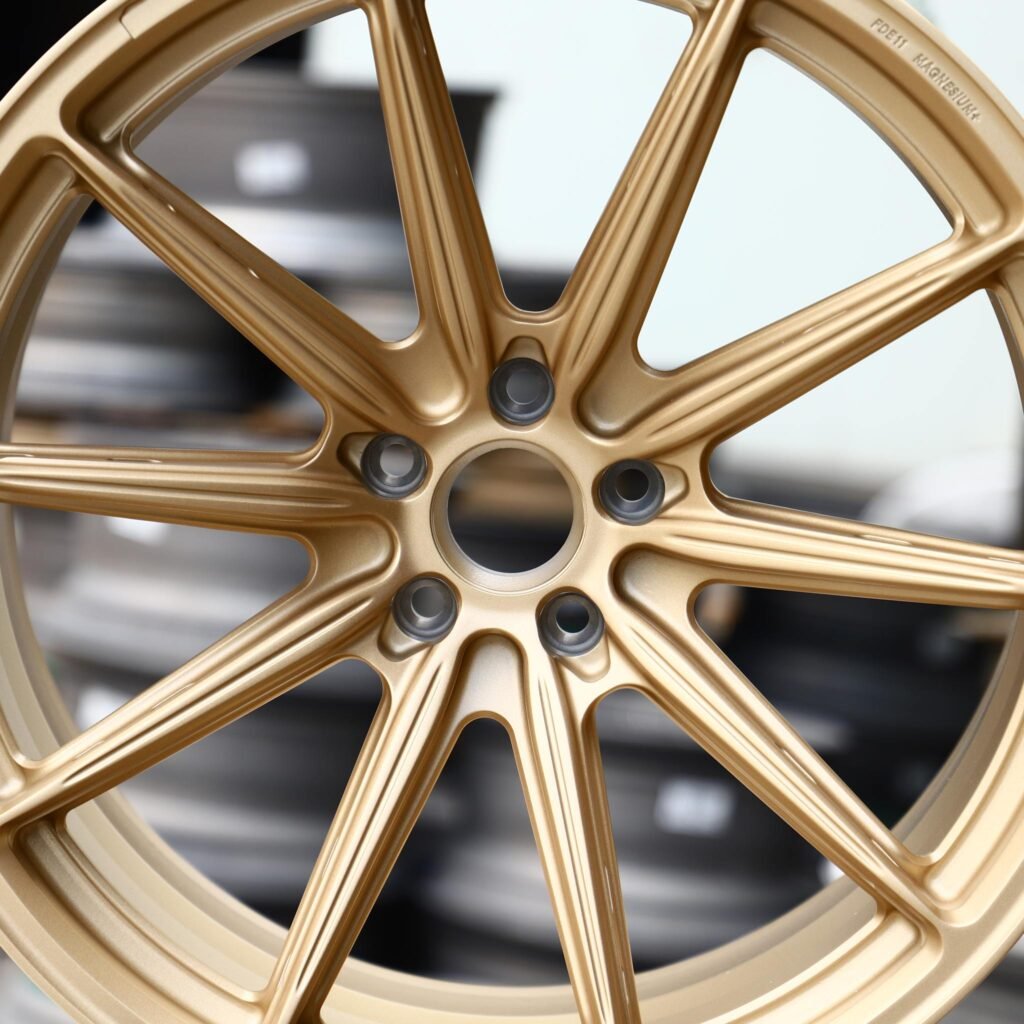 Lamborghini Huracan wheels – BBS Matte Gold 10-Spoke Concave, lip and barrel detail