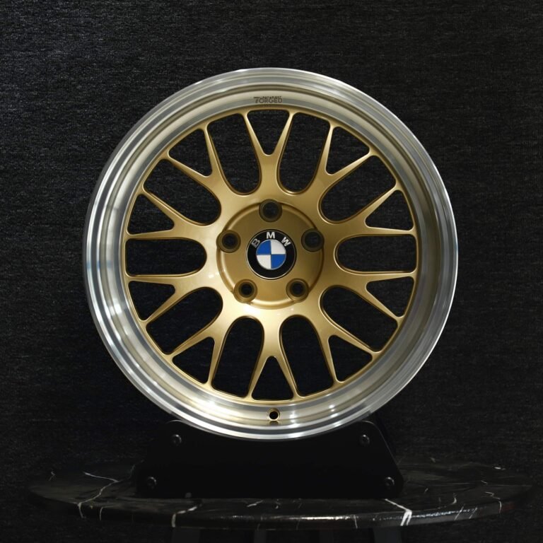 BMW M3 E46 wheels – Matte Gold Deep Lip (BBS LM-Style), front view