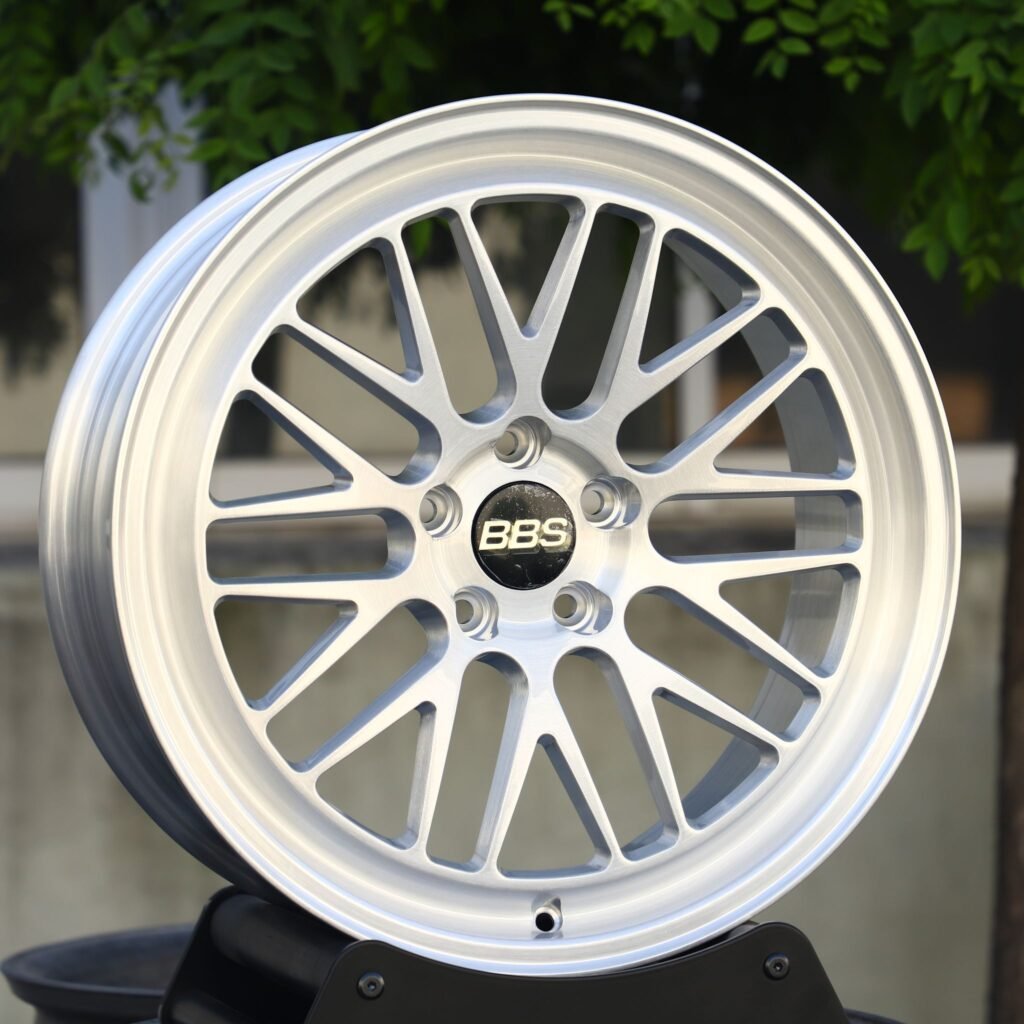 Porsche 911 wheels – Matte Silver 10 Y-Spoke Deep Lip (BBS LM-Style), angled view