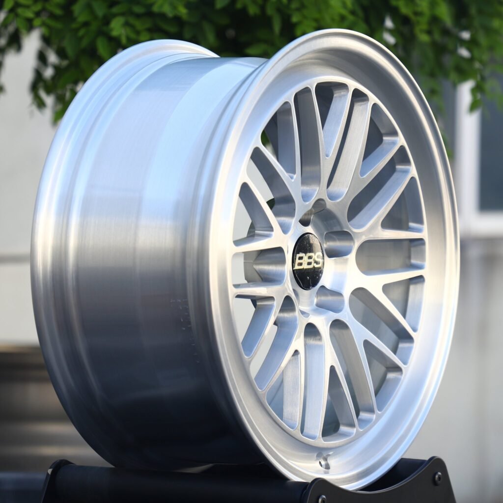 BMW M4 F82 wheels – Matte Silver 10 Y-Spoke Deep Lip (BBS LM-Style), lip and barrel detail