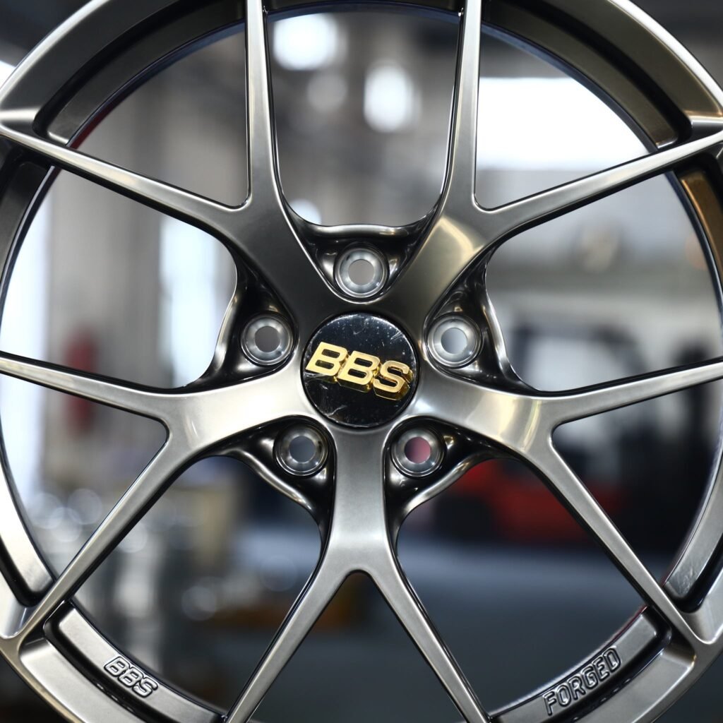 BMW M4 F82 wheels – Metallic Gray 5 Y-Spoke (BBS FI-R-Style), lip and barrel detail