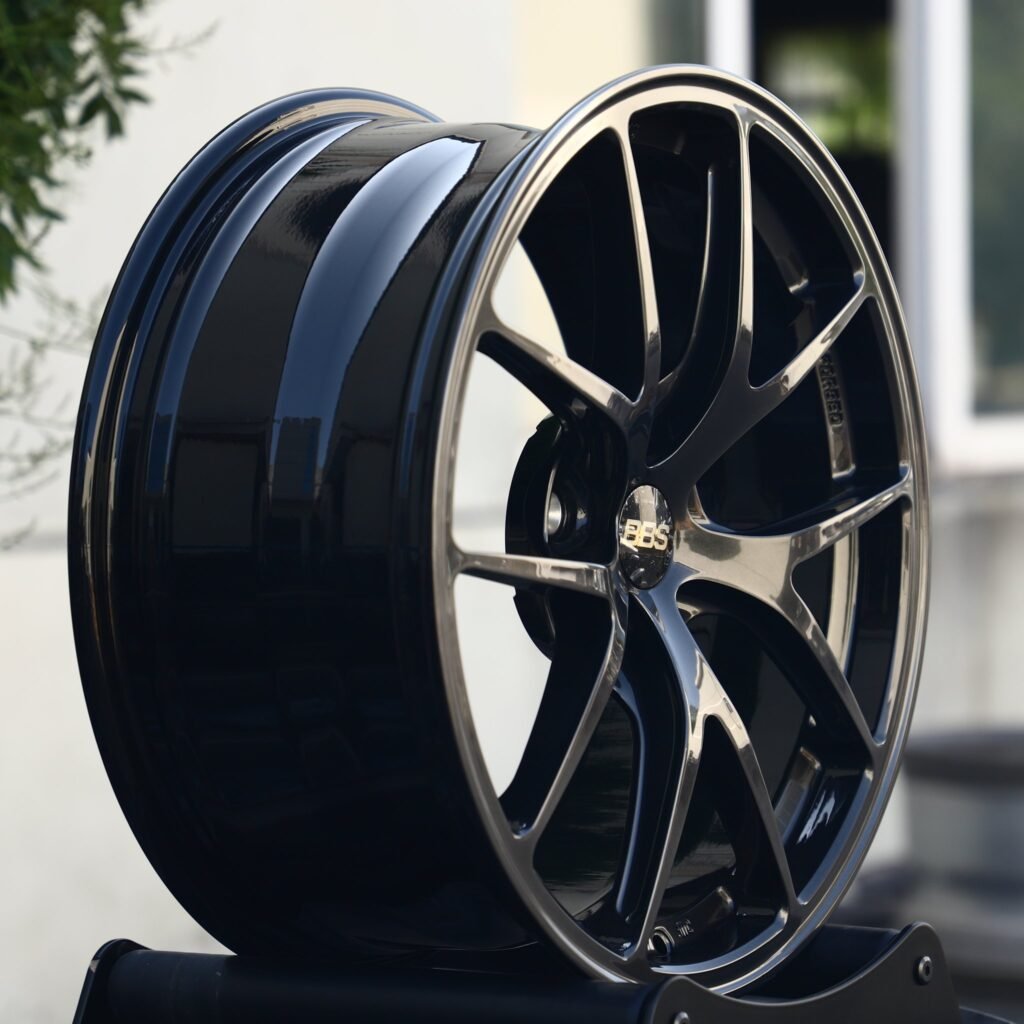 5x112 wheels – Metallic Gray 5 Y-Spoke (BBS RI-D-Style), side view
