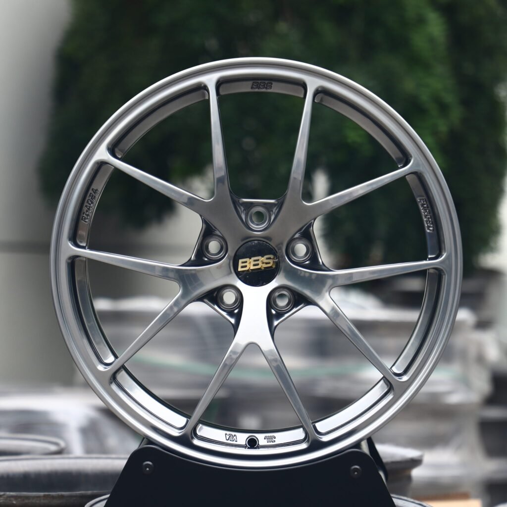 5x112 wheels – BBS Metallic Gray 5 Y-Spoke, side view