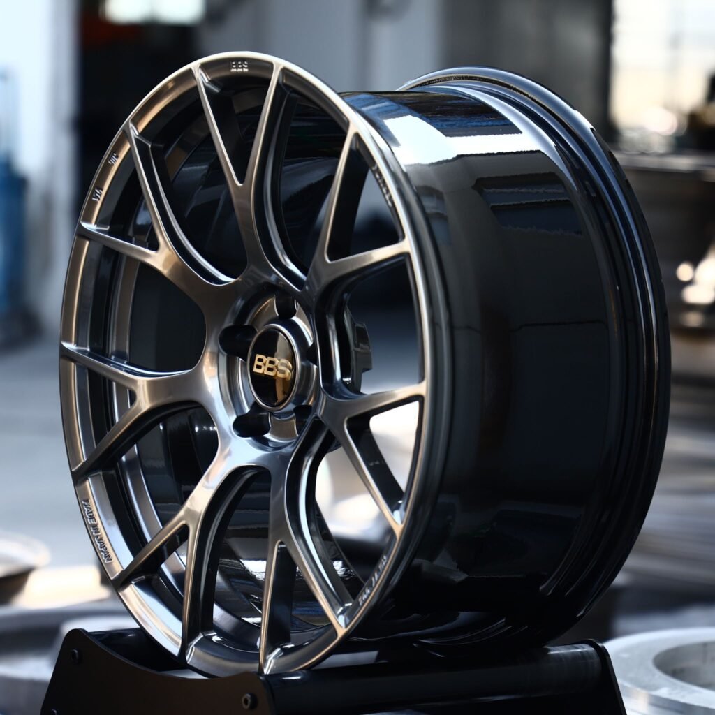 BMW M4 F82 wheels – Metallic Gray 7 Y-Spoke (BBS RE-V7-Style), lip and barrel detail
