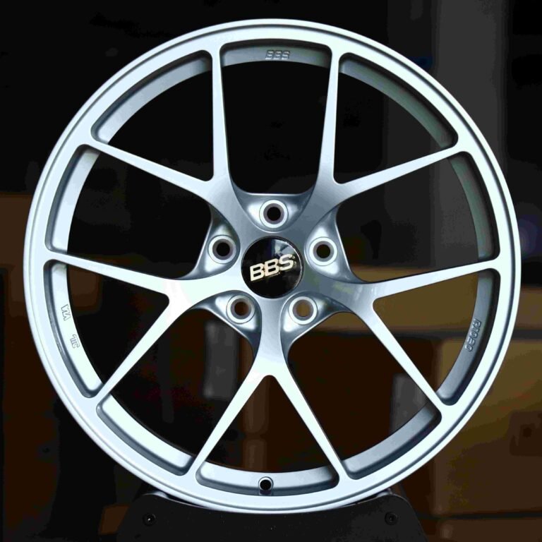BMW M3 F80 wheels – Bright Silver 5 Y-Spoke (BBS RI-A-Style), front view
