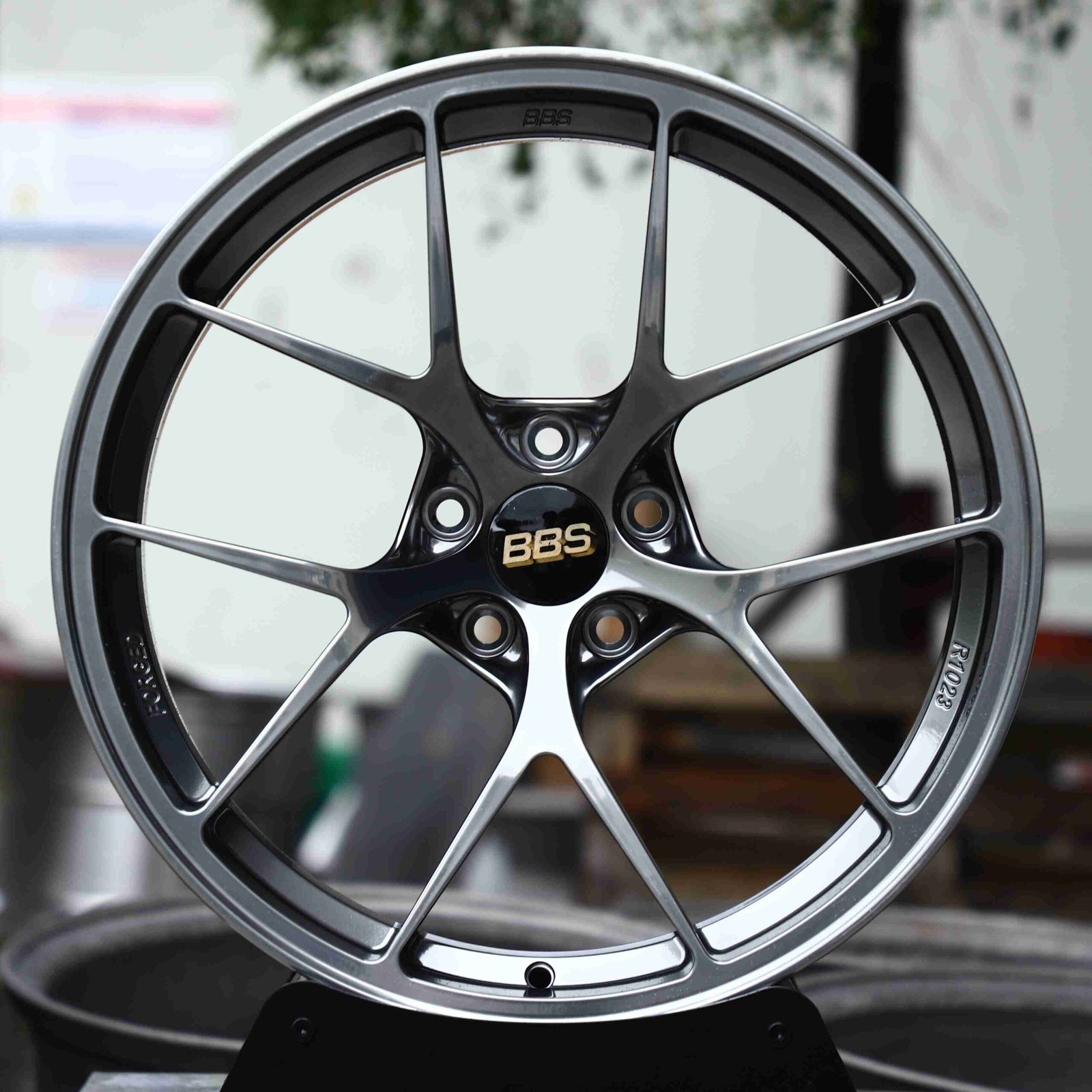 BMW M3 F80 wheels – Metallic Gray 5 Y-Spoke (BBS RI-A-Style), front view