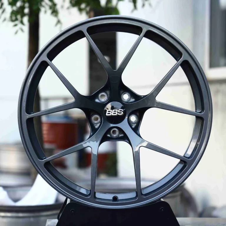BMW M3 G80 wheels – Gunmetal 5 Y-Spoke (BBS RI-D-Style), front view