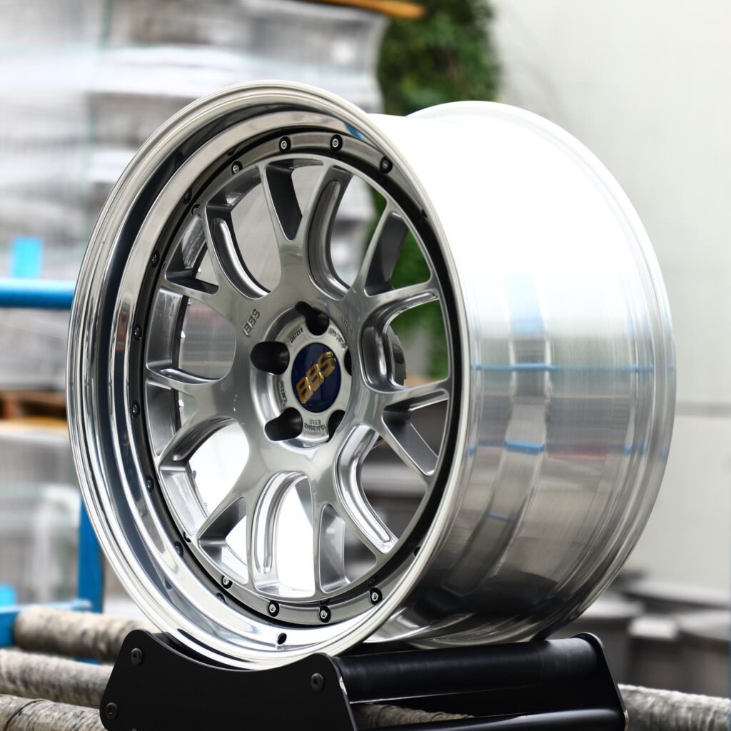 Porsche 911 wheels – BBS Silver 2-Piece 7 Y-Spoke, angled view