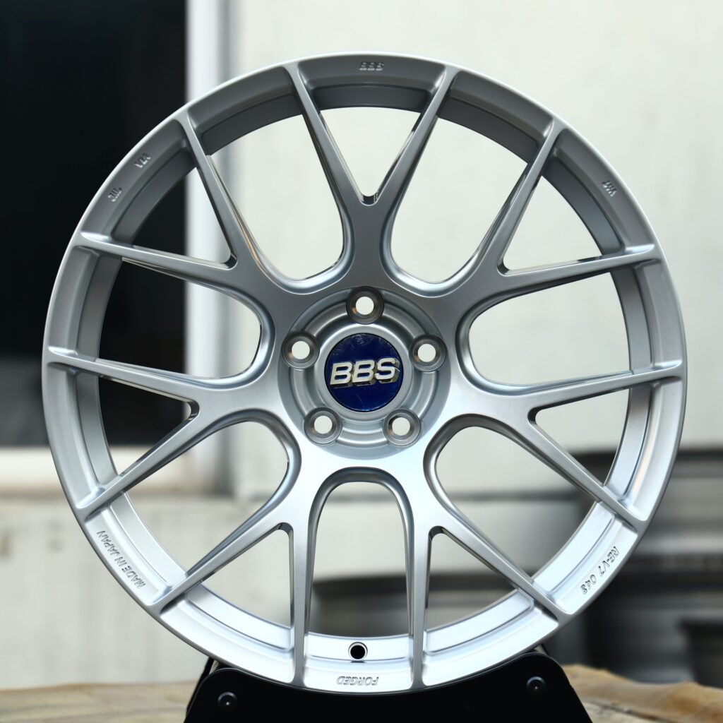 BBS Silver / Gloss Black 7 Y-Spoke Forged Wheels - BMW M3 / Audi RS5 Fitment (5-Lug) Monoblock forged wheel
