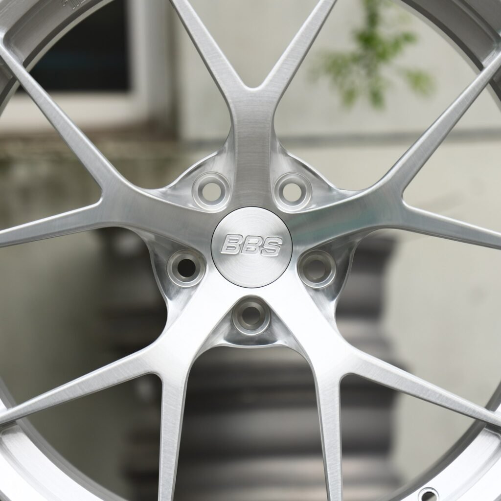 BMW M4 F82 wheels – Brushed Silver 5 Y-Spoke (BBS-Style), lip and barrel detail