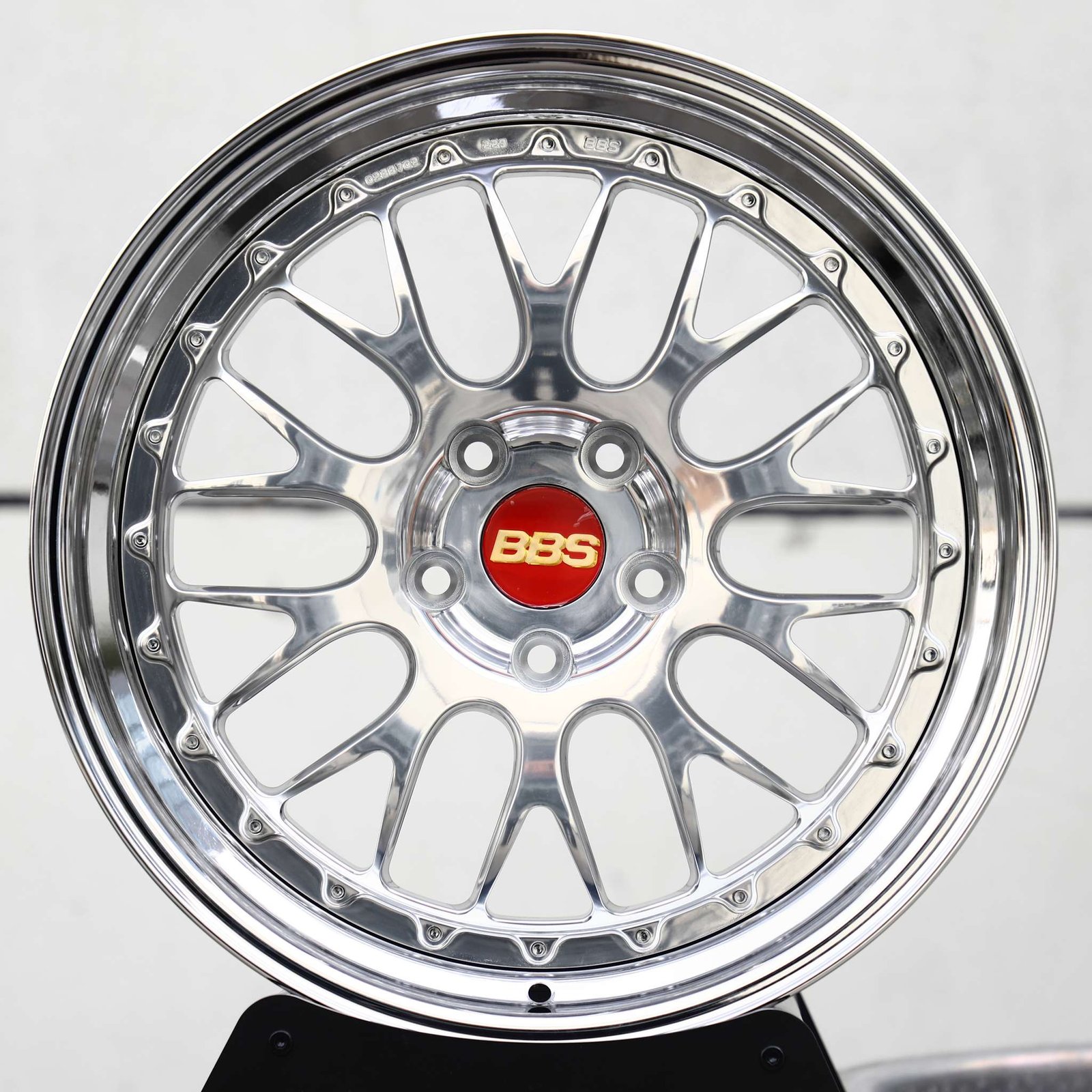 Audi R8 wheels – Mirror Polished Mesh Deep Dish 3-Piece (BBS-Style), front view