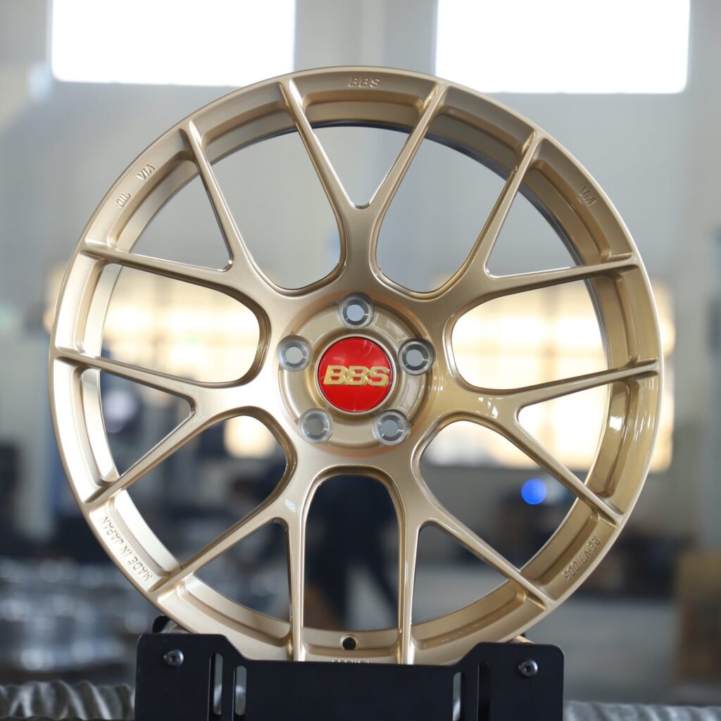 Toyota GR86 wheels – Titanium Gold 7 Y-Spoke (BBS RE-V7-Style), front view