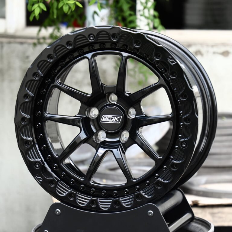 Chevrolet Silverado wheels – Belak Beadlock, front view