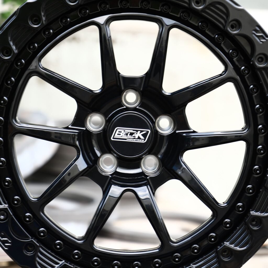 Toyota Tacoma wheels – Belak Beadlock, lip and barrel detail