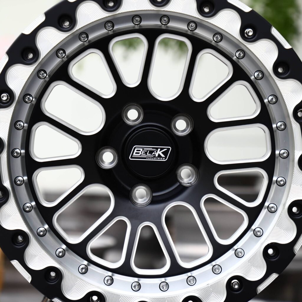 Dodge Challenger wheels – Belak Industries 10-Spoke Mesh Mirror Milled Beadlock, lip and barrel detail