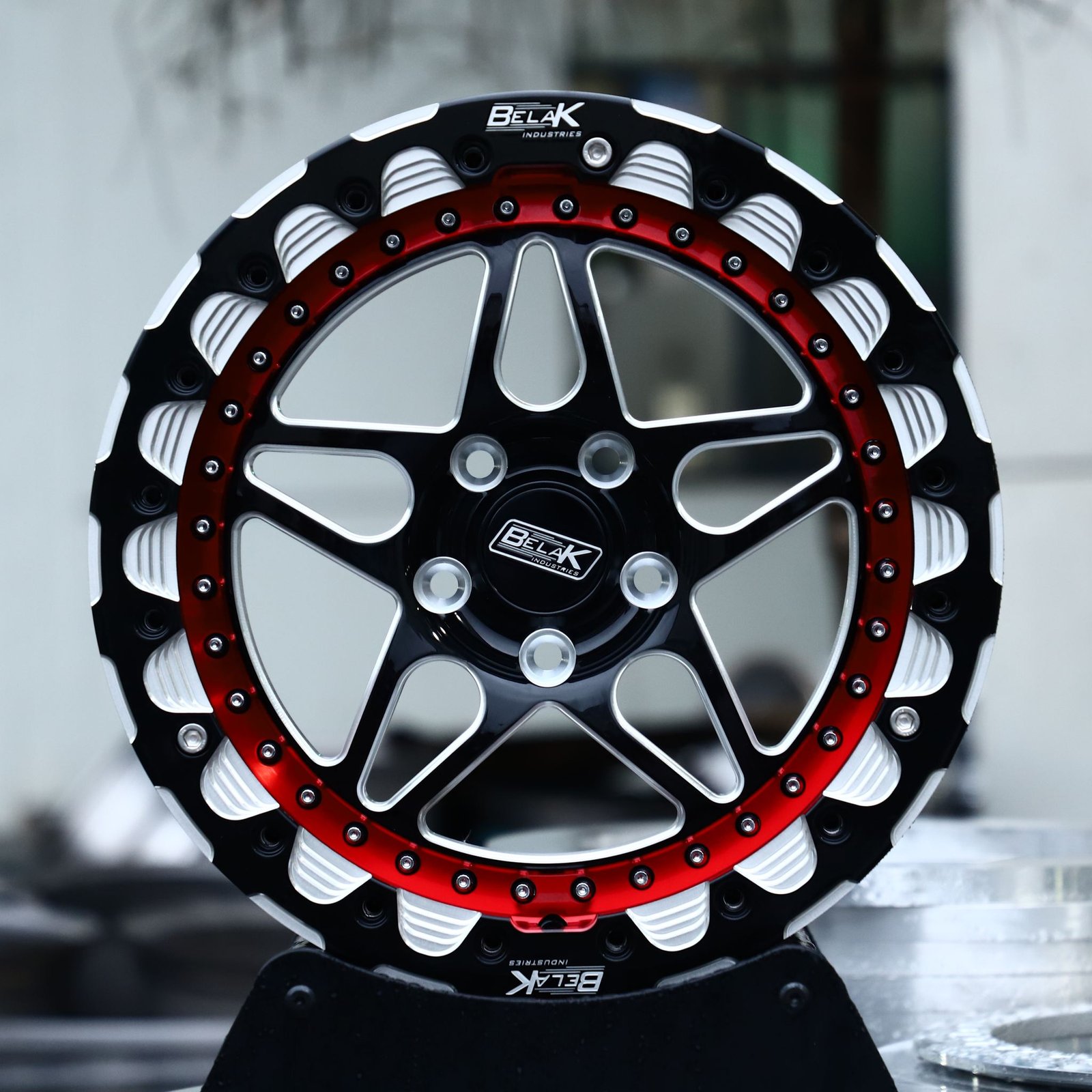 Ford Mustang wheels – Belak Industries 10-Spoke Mesh Mirror Milled Beadlock, front view