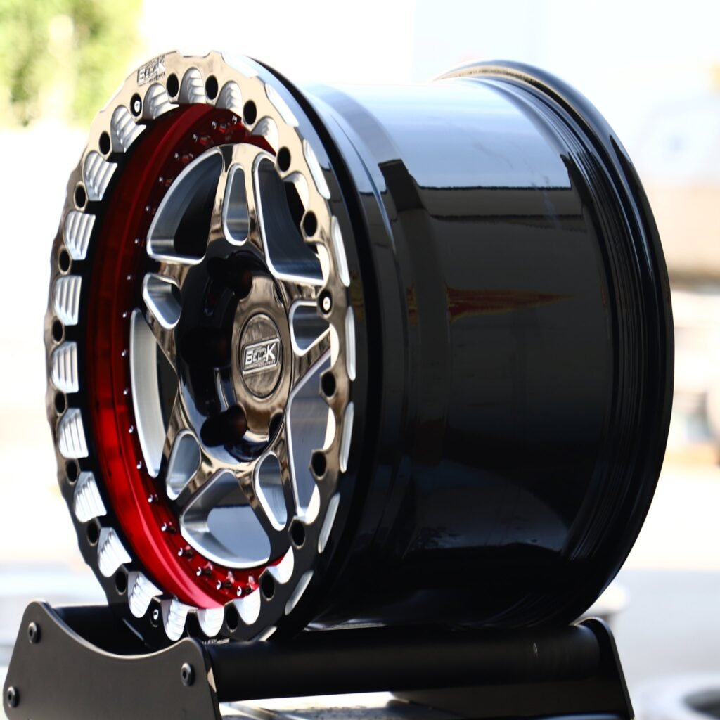 6x139.7 wheels – Belak Red / Black Beadlock, side view