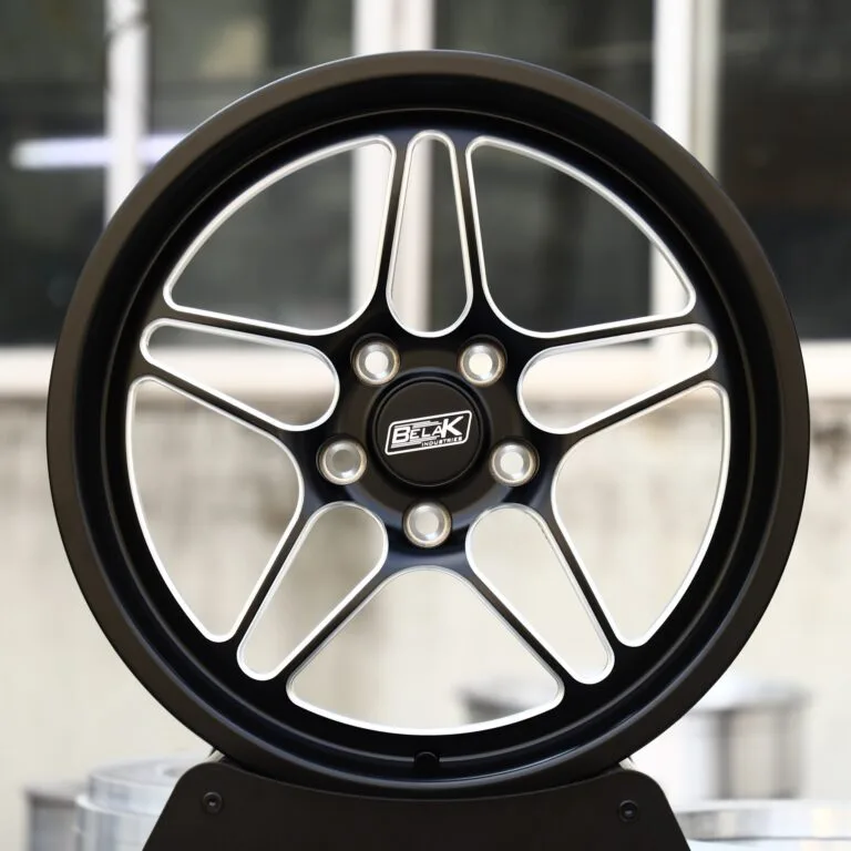 Ford Mustang wheels – Gloss Black / Machined 5 Split-Spoke (Belak-Style), front view