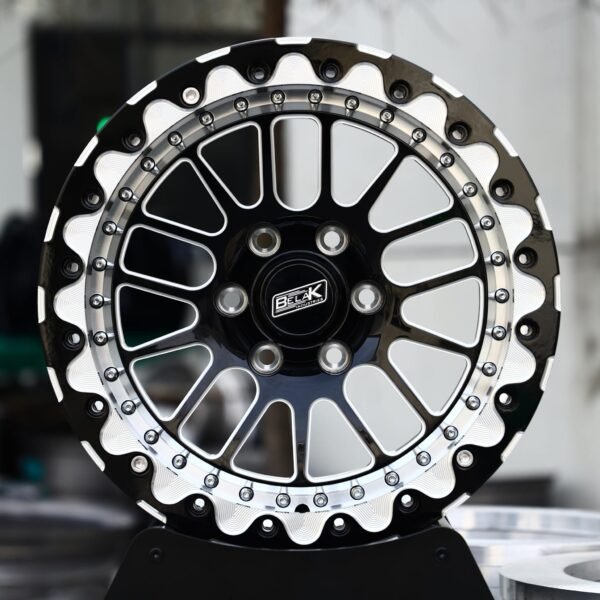Ford Mustang wheels – Gloss Black / Machined Mesh Beadlock (Belak-Style), front view