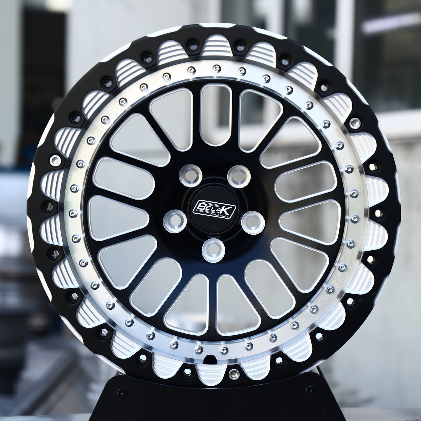 Ford Mustang wheels – Gloss Black / Machined Mesh Beadlock (Belak-Style), front view