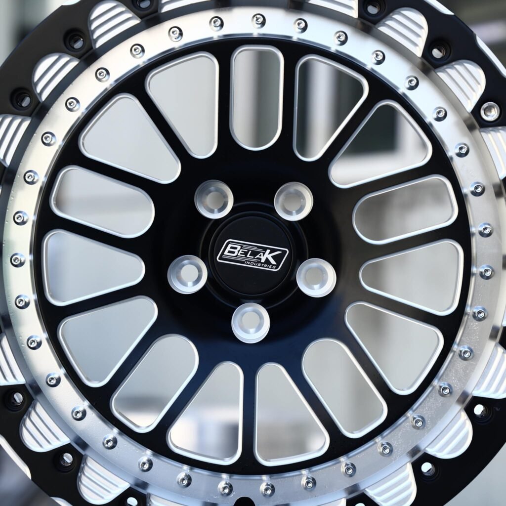 Dodge Charger wheels – Gloss Black / Machined Mesh Beadlock (Belak-Style), lip and barrel detail