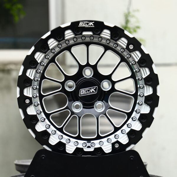 Ford Mustang wheels – Black / Machined 20-Spoke Beadlock (Belak-Style), front view