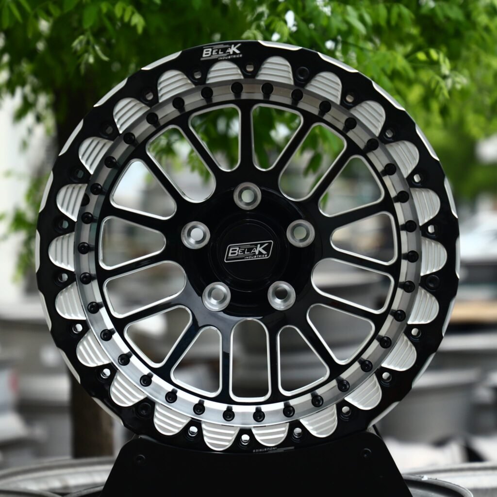 Ford Mustang wheels – Gloss Black / Mirror Milled Mesh Beadlock (Belak-Style), front view