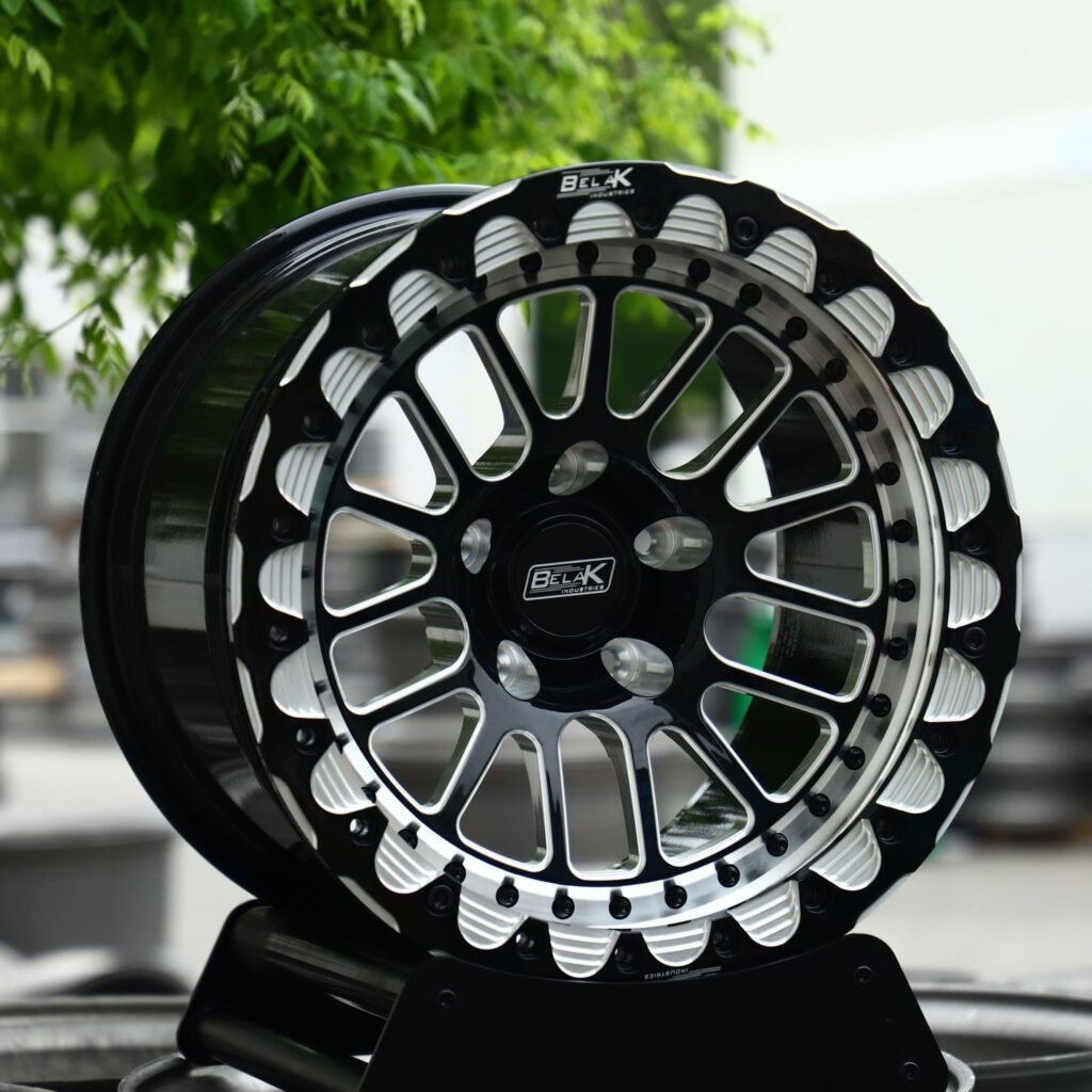Chevrolet Corvette C7 wheels – Gloss Black / Mirror Milled Mesh Beadlock (Belak-Style), angled view